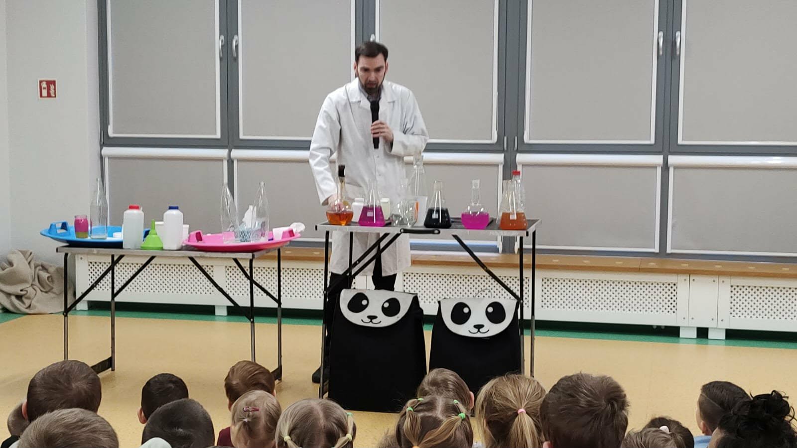  Dzieci i osoby dorosłe